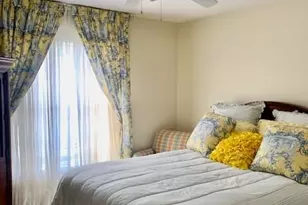 729 Landover Ct, Naples, FL 34104 - Photo 4