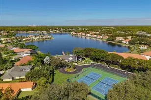 729 Landover Ct, Naples, FL 34104 - Photo 8