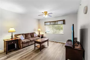 8284 Key Royal Cir, Naples, FL 34119 - Photo 10