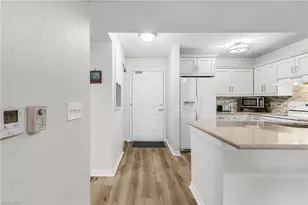 8284 Key Royal Cir, Naples, FL 34119 - Photo 4