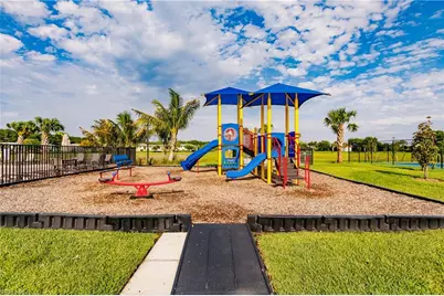 14373 Vindel Cir, Fort Myers, FL 33905 - Photo 40