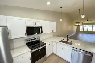 4180 Looking Glass Ln, Naples, FL 34112 - Photo 2