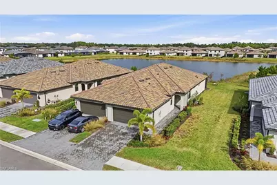 14044 Hunter Oak Dr, Fort Myers, FL 33913 - Photo 2