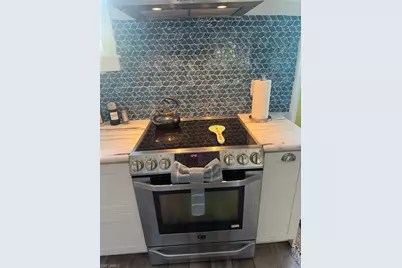 981 8th Ter N, Naples, FL 34102 - Photo 10