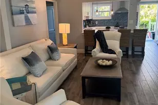 981 8th Terrace N, Naples, FL 34102 - Photo 4