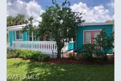 981 8th Ter N, Naples, FL 34102 - Photo 1