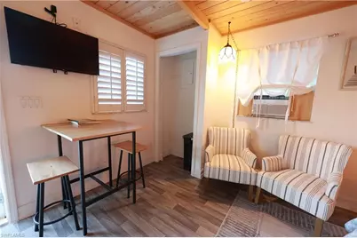 1270 11th St N, Naples, FL 34102 - Photo 20