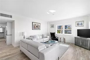 240 Seaview Ct, Marco Island, FL 34145 - Photo 4