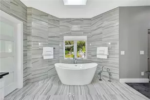 7060 Hendry Creek Dr, Fort Myers, FL 33908 - Photo 18