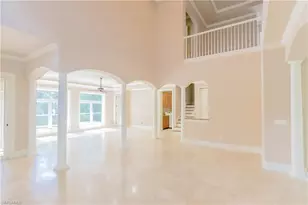 2915 Coco Lakes Dr, Naples, FL 34105 - Photo 8