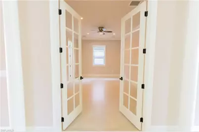 2915 Coco Lakes Dr, Naples, FL 34105 - Photo 24