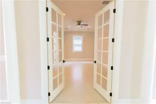 2915 Coco Lakes Dr, Naples, FL 34105 - Photo 24