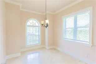 2915 Coco Lakes Dr, Naples, FL 34105 - Photo 12