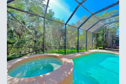 2915 Coco Lakes Dr, Naples, FL 34105 - Photo 4