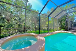 2915 Coco Lakes Dr, Naples, FL 34105 - Photo 4