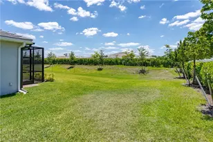 2140 Dragonfruit Wy, Naples, FL 34120 - Photo 32