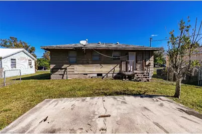 318 Bellair Rd, Fort Myers, FL 33905 - Photo 14