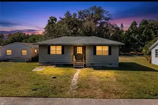 318 Bellair Rd, Fort Myers, FL 33905 - Photo 2