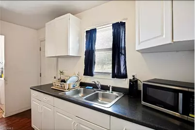 318 Bellair Rd, Fort Myers, FL 33905 - Photo 4