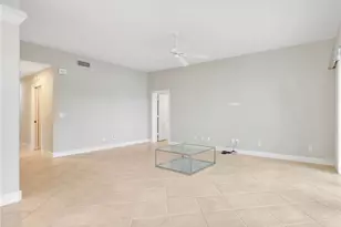 600 Vintage Reserve Ln, Naples, FL 34119 - Photo 14