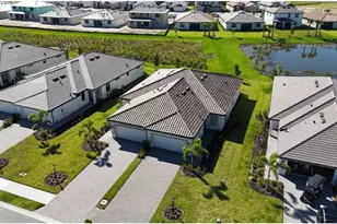 19573 Hinkley Dr, Estero, FL 33928 - Photo 4