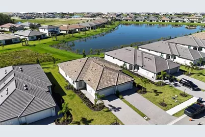 19573 Hinkley Dr, Estero, FL 33928 - Photo 40