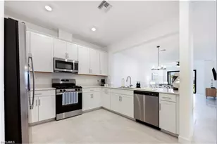 19573 Hinkley Dr, Estero, FL 33928 - Photo 8