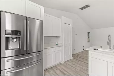 3340 35th Ave NE, Naples, FL 34120 - Photo 12