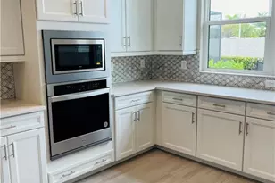 3608 Sapphire Cv Cir, Naples, FL 34114 - Photo 10