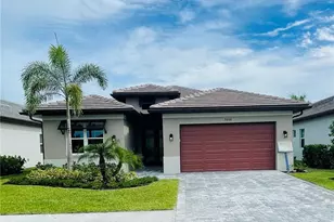 3608 Sapphire Cv Cir, Naples, FL 34114 - Photo 2