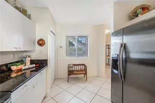 7842 Regal Heron Cir, Naples, FL 34104 - Photo 12