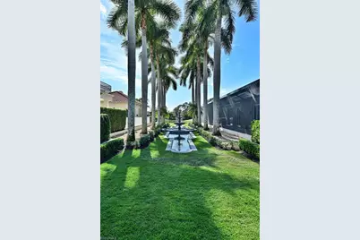 1324 Via Portofino, Naples, FL 34108 - Photo 4
