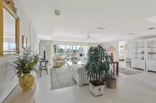 278 Winners Cir, Naples, FL 34112 - Photo 4