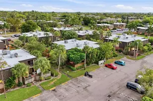 4029 Sandlewood Ln, Fort Myers, FL 33907 - Photo 36