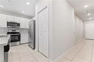 15245 Wildflower Cir, Naples, FL 34104 - Photo 6