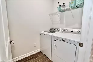 7352 Rockefeller Dr, Naples, FL 34119 - Photo 20