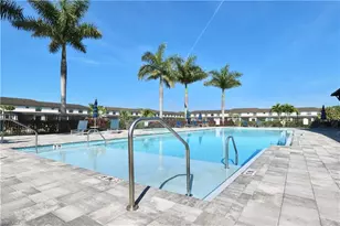 7352 Rockefeller Dr, Naples, FL 34119 - Photo 34