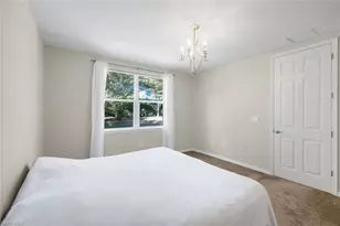 14883 Edgewater Cir, Naples, FL 34114 - Photo 12