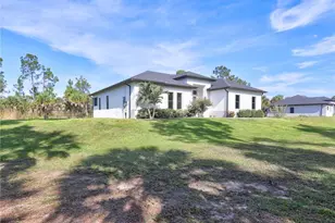 1819 12th Ave NE, Naples, FL 34120 - Photo 2