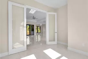 1819 12th Ave NE, Naples, FL 34120 - Photo 22