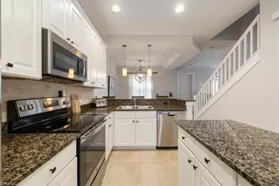 9105 Yuba Ln, Naples, FL 34113 - Photo 12