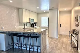 5656 Woodmere Lake Cir, Naples, FL 34112 - Photo 2