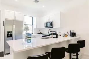 913/915 Homestead Rd S, Lehigh Acres, FL 33974 - Photo 6