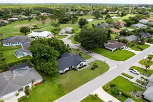 1911 Princess Ct, Naples, FL 34110 - Photo 46