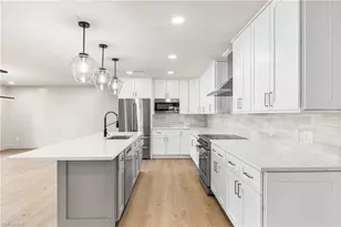 1911 Princess Ct, Naples, FL 34110 - Photo 4