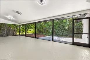 1911 Princess Ct, Naples, FL 34110 - Photo 34