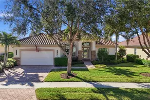 9685 Cobalt Cove Cir, Naples, FL 34120 - Photo 2