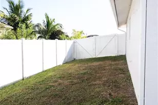 113 NE 11th Terrace, Cape Coral, FL 33909 - Photo 6