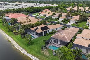 8541 Peppertree Way, Naples, FL 34114 - Photo 38