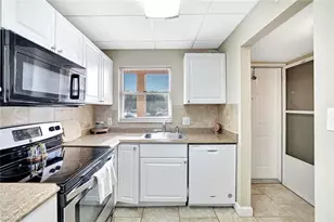 [Address not provided], Naples, FL 34105 - Photo 6